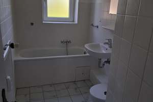 Helle 2,5 Zimmerwohnung mit Balkon in Neumünster - Einfeld – Professor-Graf-Straße 17, 24536 Einfeld, Neumünster – Vorschaubild 8