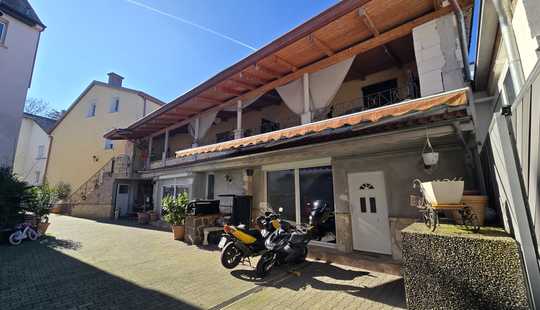 Bild von Bad Vilbel-City! Hochwertig ausgestattetes 3 Fam Haus in bester Stadtmitte Lage.