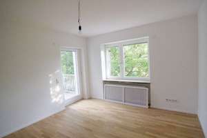 ESCHERSHEIM: Kleine Villa mit großem Garten! – Die vollständige Adresse der Immobilie erhältst du vom Anbieter., 60431 Eschersheim, Frankfurt am Main – Vorschaubild 12