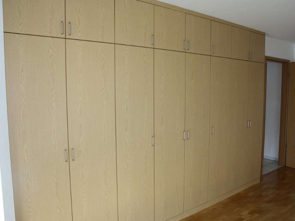 Geräumiger Einbauschrank im Sc