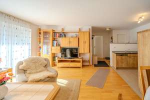 Attraktive 2,5-Zimmer-Wohnung mit großzügigem Wohnbereich und Südbalkon – Die vollständige Adresse der Immobilie erhältst du vom Anbieter., 89150 Laichingen – Vorschaubild 2
