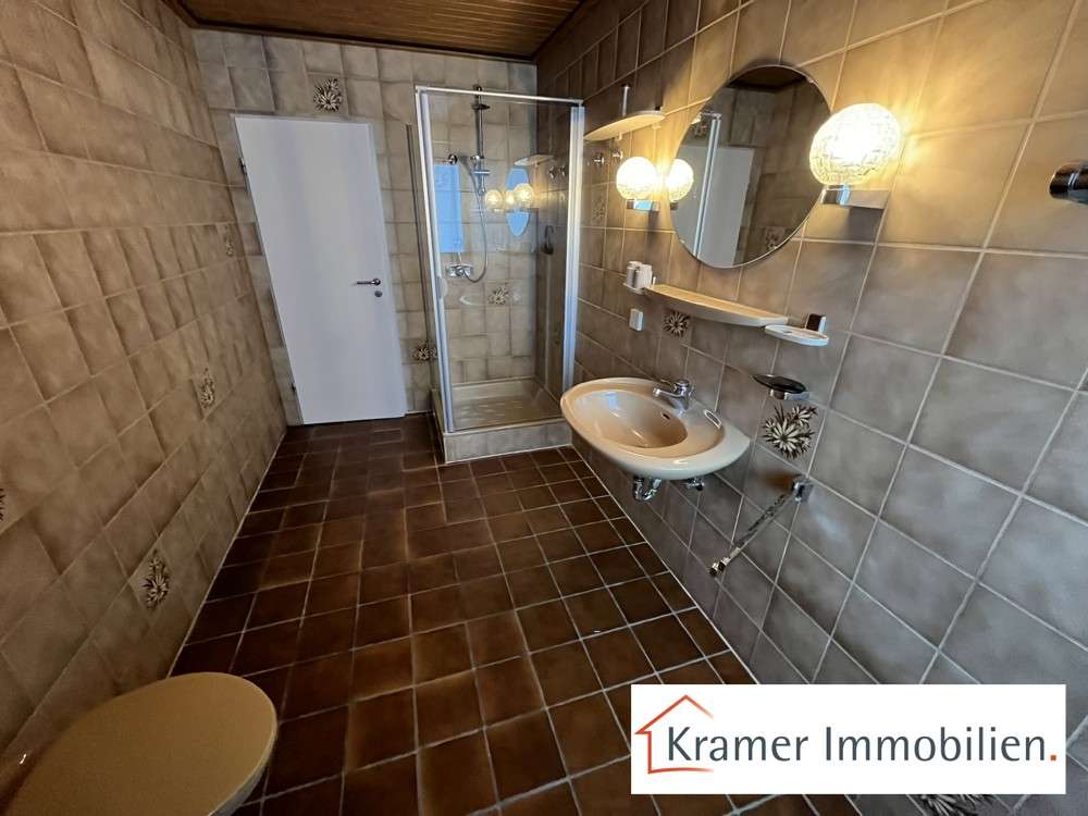 Immobilie in Varel - ### EINE GUTE HAUSBEUTE - in Hafennähe ! ### - Bild 18