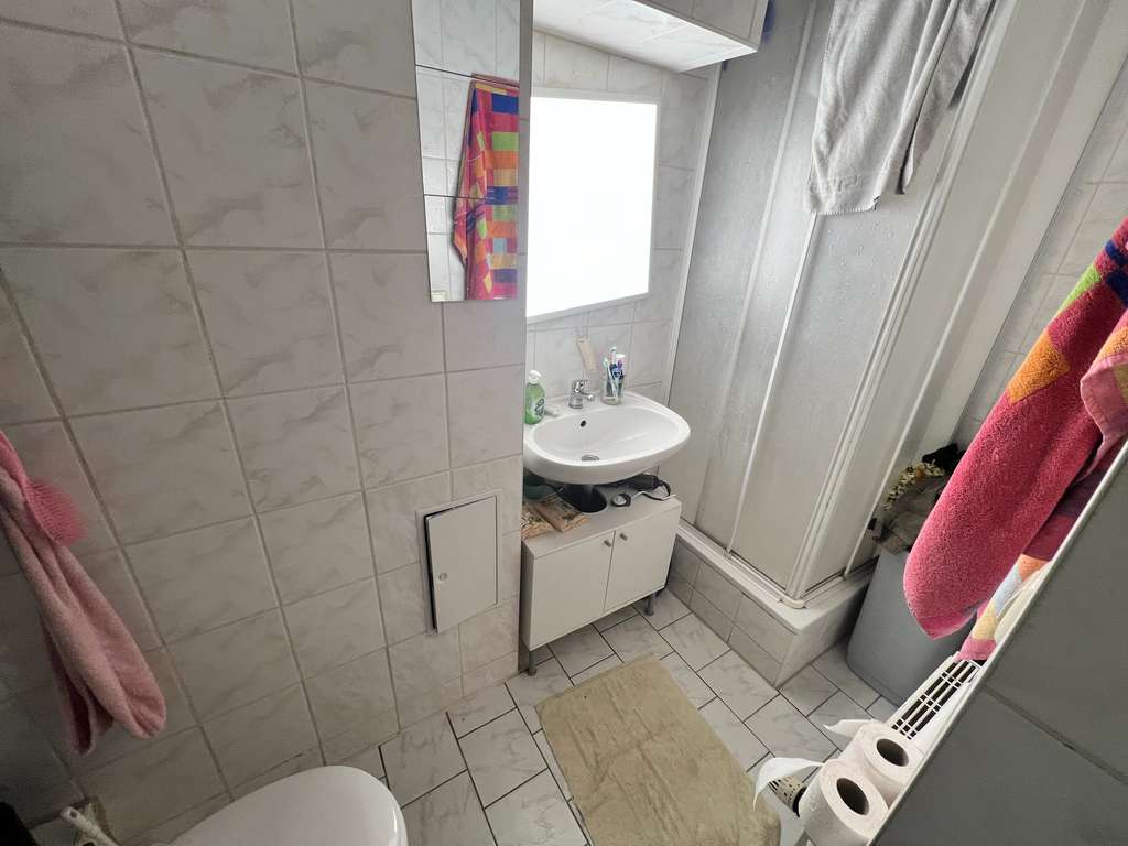 Immobilie in Rostock - Renditesicheres Mehrfamilienhaus mit Balkonen - Bild 4