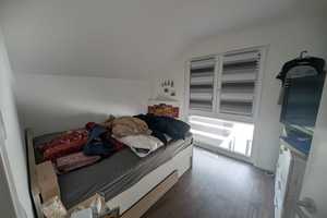 Stilvolle, neuwertige 4-Raum-Doppelhaushälfte mit EBK in Sulzfeld – Chopinstr. 6a, 75056 Karlsruhe (Kreis) – Vorschaubild 6