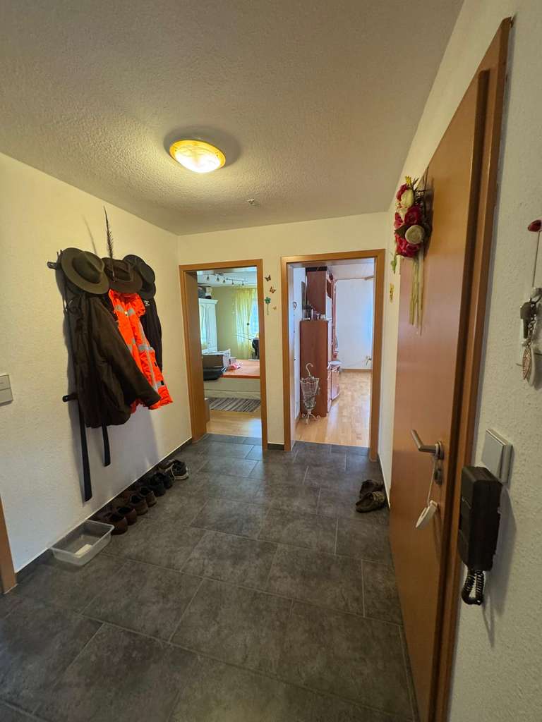 Immobilie in Steinmauern - ***Gepflegtes Mehrfamilienhaus mit Gewerbeeinheit in Steinmauern zu verkaufen*** - Bild 3