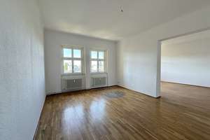 Gut vermietete 3-Zimmer-Wohnung im Henselmannbau, unweit dem Strausberger Platz ***Lift***Wannenbad* – Die vollständige Adresse der Immobilie erhältst du vom Anbieter., 10243 Friedrichshain, Berlin – Vorschaubild 2