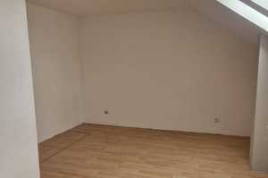 Gepflegte Dachgeschosswohnung in einem Wohn-/Geschäftshaus – Neumarkt 4-6, 47119 Duisburg – Vorschaubild 4