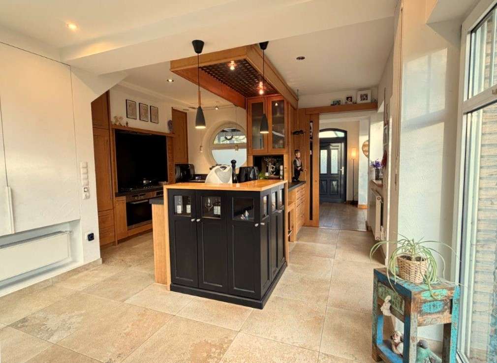 Immobilie in Rhede - Charakter statt Standard – stilvolles Wohnunikat in ruhiger Lage in Rhede mit Garage und Kamin - Bild 5