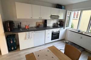 Neuwertige 2ZKB in idyllischer Stadtvilla  - zentrale Lage – Zeppelinstraße 17a, 35039 Marburg, Marburg – Vorschaubild 3
