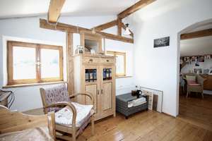 Jugendstilhaus mit Seele und Charakter. Ein Zuhause mit Garten für Familien und Individualisten – Die vollständige Adresse der Immobilie erhältst du vom Anbieter., 84424 Isen – Vorschaubild 27