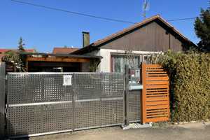 Grosszügiger, sehr heller Winkelbungalow mit 6,5 Zi in Sackgassenendlage in Enzkreis, Friolzheim – Talstr. 15, 71292 Enzkreis – Vorschaubild 1