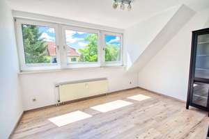 ⭐️ Sensation im Dachgeschoss - helle 5 Zimmer Wohnung mit Süd West Balkon und Blick ins Grüne – Die vollständige Adresse der Immobilie erhältst du vom Anbieter., 13403 Reinickendorf (Ortsteil), Berlin – Vorschaubild 5