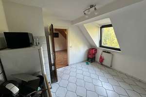 Ruhige 2 Zimmer Dachgeschoßwohnung – Waldstraße 61, 47057 Neudorf-Süd, Duisburg – Vorschaubild 9