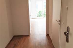 Ruhige, sonnige 2-Zimmer-Terrassenwohnung + EBK + Einzel-TG in Allach, München – Am Kesselhaus 24, 80999 München – Vorschaubild 6
