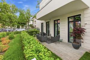 Exclusive Design Apartment with Private Garden & Loggia in Palais Westend – Ahornallee 21, 14050 Westend, Berlin – Vorschaubild 3