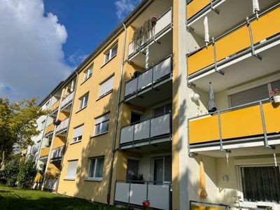 4-Zimmer-Wohnung zum Wohlfühlen auf dem Zollberg mit gemütlichem Balkon!