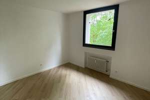 100 m² Wohnfläche: Gepflegte 4-Zimmer-Wohnung mit Balkon – Die vollständige Adresse der Immobilie erhältst du vom Anbieter., 80993 Alt-Moosach, München – Vorschaubild 11
