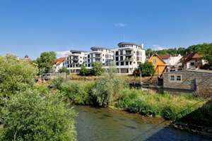 Exklusive 3-Zimmer-Wohnung mit Kocherblick in Toplage von Oedheim