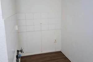 Gamigstraße 20, tolle 1,5 ZKB Wohnung-WBS- zu vermieten – Die vollständige Adresse der Immobilie erhältst du vom Anbieter., 1239 Prohlis-Nord, Dresden – Vorschaubild 4
