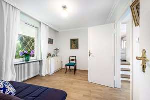 Großzügiges Familienhaus auf parkähnlichem Anwesen in Oberneuland – Die vollständige Adresse der Immobilie erhältst du vom Anbieter., 28355 Oberneuland, Bremen – Vorschaubild 14