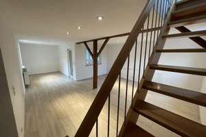Bezugsfreie 4/5-Zimmer-Maisonette-Wohnung (134m2) + 3 Wohnungen als Kapitalanlage