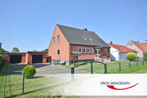 EFH / ZFH mit großem Garten und zwei Garagen in Wiesenrandlage – Die vollständige Adresse der Immobilie erhältst du vom Anbieter., 23560 Moisling, Lübeck – Vorschaubild 1