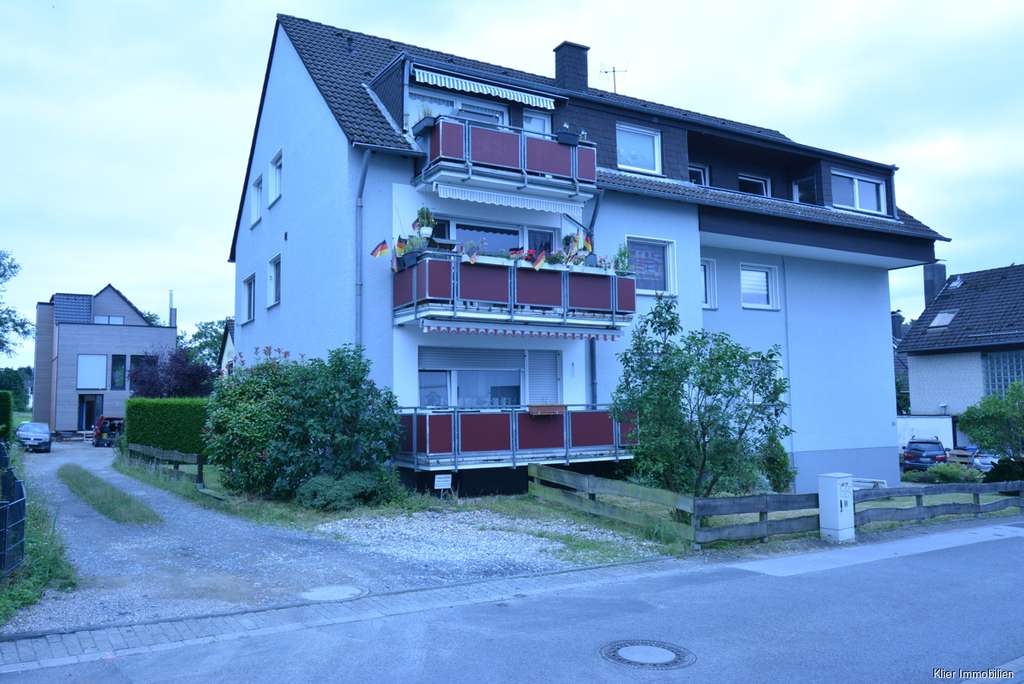 3,5 Zimmer Dachgeschosswohnung mit Loggia