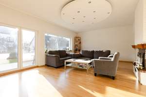 Zwei- bis Dreifamilienhaus mit Potential in ruhiger grüner Lage – 60437 Harheim, Frankfurt am Main – Vorschaubild 3