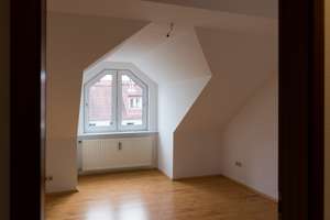 Charmante Dachgeschosswohnung mit Dielenboden & viel Licht in Hamburg-Heimfeld – Haakestraße 46, 21075 Heimfeld, Hamburg – Vorschaubild 5