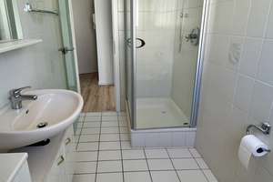 Luxeriöse helle Dachwohnung mit Klimaanlage – Die vollständige Adresse der Immobilie erhältst du vom Anbieter., 64569 Nauheim – Vorschaubild 7