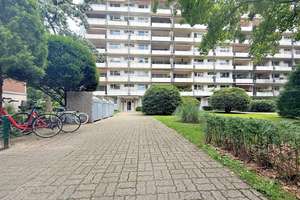Krefeld - Bismarck: Wohnen mit Ausblick! Vermiete 3. Zimmer Wohnung im 7. OG mit Aufzug! – Die vollständige Adresse der Immobilie erhältst du vom Anbieter., 47799 Cracau, Krefeld – Vorschaubild 3