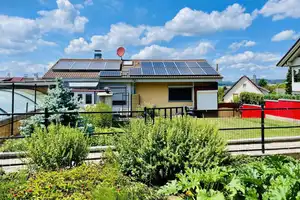 Modernisiertes Einfamilienhaus Energiekl. B in ruhiger Lage von Wittlingen – Lörrach (Kreis) – Vorschaubild 1