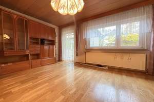 Familienfreundliches Haus mit Keller und großem Garten in Börtlingen – Die vollständige Adresse der Immobilie erhältst du vom Anbieter., 73104 Börtlingen – Vorschaubild 4