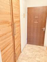 Diele mit Einbauschrank