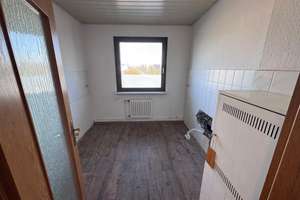 Alltagstaugliche 4-Zimmer-Wohnung in Wolfsburg – Sudammsbreite 30, 38448 Vorsfelde, Wolfsburg – Vorschaubild 3
