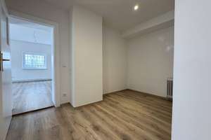 Sanierte, sonnige 2-Zimmer Wohnung, auch gewerblich nutzbar,  in Berlin-Lankwitz (Steglitz) – Die vollständige Adresse der Immobilie erhältst du vom Anbieter., 12247 Lankwitz, Berlin – Vorschaubild 6