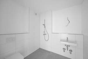 Leben am Wasser in extravaganter Lage - Hochwertige 2-Zimmer-Wohnung – Julienne-Trouet-Platz 25, 30453 Limmer, Hannover – Vorschaubild 5