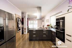 BERK Immobilien – Freistehendes Einfamilienhaus mit Wallbox, PV und gepflegtem Zustand – Die vollständige Adresse der Immobilie erhältst du vom Anbieter., 63768 Hösbach – Vorschaubild 4