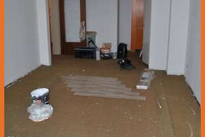 Renovierte und helle 1 ZKB-Singlewohnung, Balkon, Bad m Wanne, Küche, TG Stellpl. Keller – Elsa Brändströmstr. 8, 55124 Gonsenheim, Mainz – Vorschaubild 2