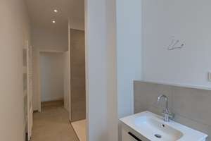Perfekte Größe für Singles, Paare und Berufspendler | Kernsanierte 2-Zimmer-Wohnung im Grünen – 40239 Düsseltal, Düsseldorf – Vorschaubild 7