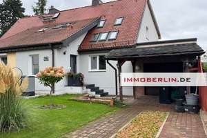 IMMOBERLIN.DE - Sehr attraktives Haus mit Südgarten & Garage in familienfreundlicher Lage – Die vollständige Adresse der Immobilie erhältst du vom Anbieter., 12683 Biesdorf, Berlin – Vorschaubild 1
