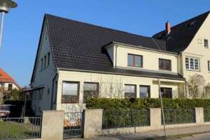 Charmante 2-Raum Wohnung in Schlossnähe -268-