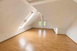 Stilvoll möblierte 3-Zimmer-Maisonettewohnung auf zwei Ebenen – Ruhige Lage in Panketal! – Die vollständige Adresse der Immobilie erhältst du vom Anbieter., 16341 Panketal – Vorschaubild 12