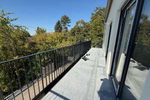 Lichtdurchflutete 3,5 Zimmer-Wohnung mit großem Balkon – Die vollständige Adresse der Immobilie erhältst du vom Anbieter., 76228 Wolfartsweier, Karlsruhe – Vorschaubild 4