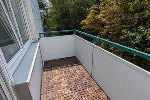 3-Zimmerwohnung in Alt-Moosach, 3 Minuten zur U3, im Grünen mit viel Sonne. Provisionsfrei! – Franz-Fihl-Straße 4, 80992 Alt-Moosach, München – Vorschaubild 9