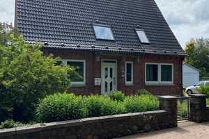 Bungalow (schnellstmöglicher Einzug realisierbar) + Mehrfamilienhaus (vermietet) in Bredstedt . – Nordfriesland (Kreis) – Vorschaubild 10