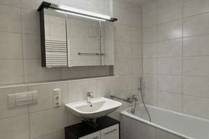 Helle 3-Zimmer-Wohnung mit Balkon, 2 Bädern & Tiefgarage in München-Moosach – Baubergerstraße 8, 80992 Moosach-Bahnhof, München – Vorschaubild 7