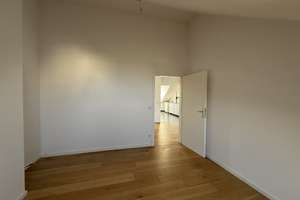 Über den Dächern von Neuhausen: 3 Zimmer, Traumblick & unschlagbar niedriges Wohngeld – Volkartstraße 63, 80634 Dom Pedro, München – Vorschaubild 15
