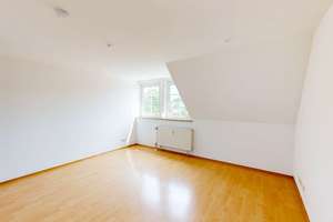 Einziehen oder investieren – Dachbodenpotenzial inkl. TG – Die vollständige Adresse der Immobilie erhältst du vom Anbieter., 85055 Nordost, Ingolstadt – Vorschaubild 4