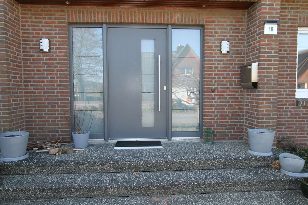 Immobilie in Steinburg - Einzigartiges Raumwunder am Feldrand: Doppelhaushälfte mit enormen Potenzial für die große Familie - Bild 4